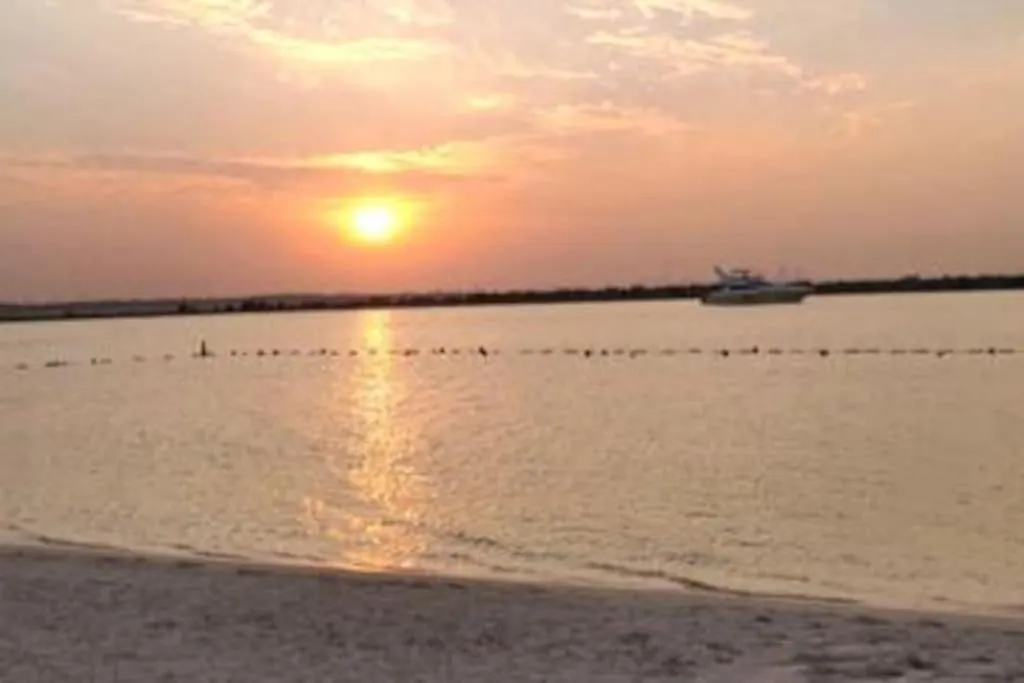 Luxury Apartment In Yas Island Abu Dhabi United Arab Emirates