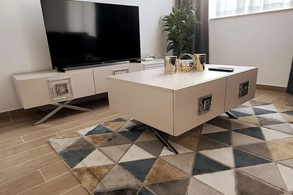 Luxury Apartment In Yas Island Abu Dhabi